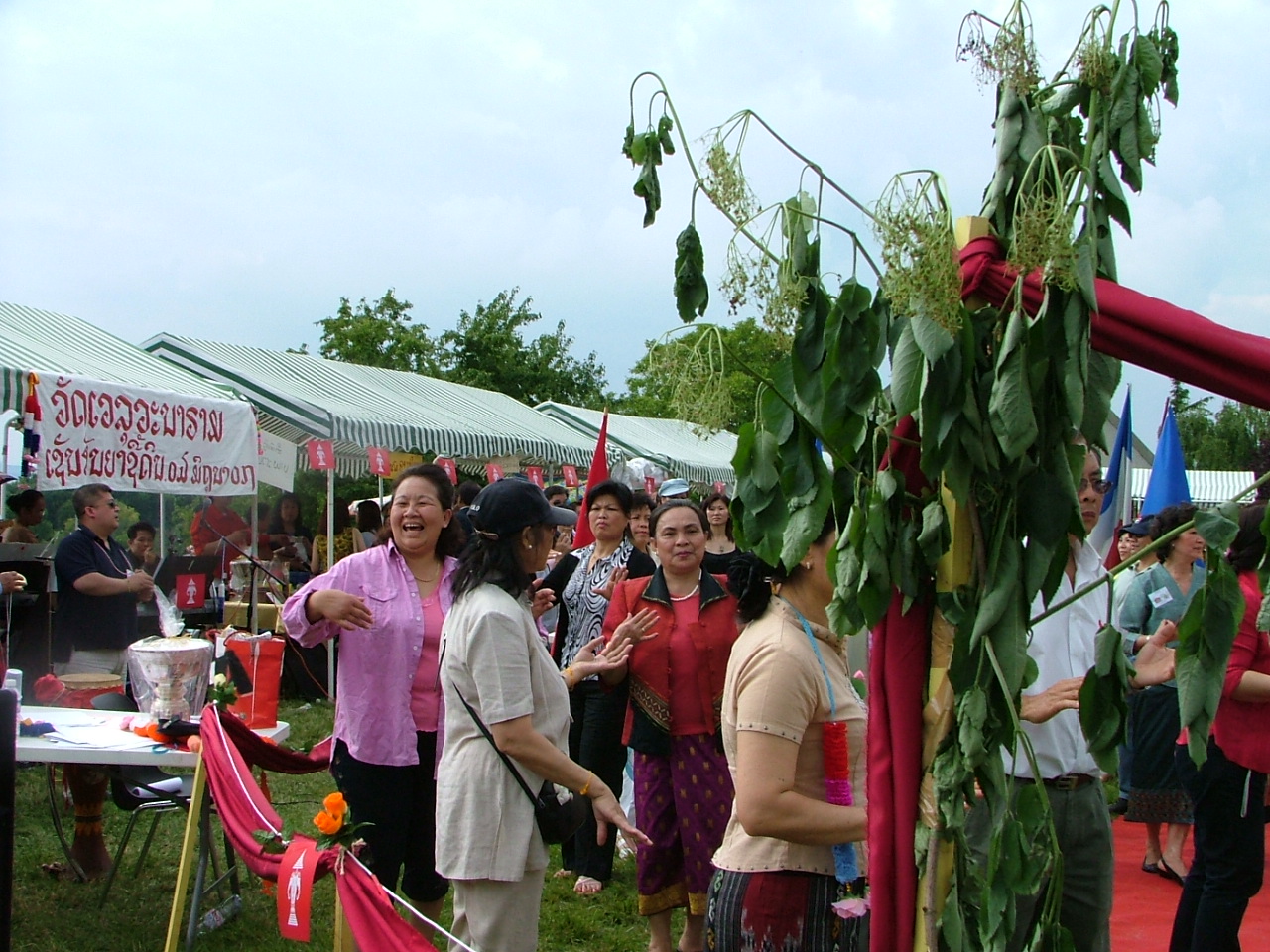 kermesse lao Paris 030607 087.jpg